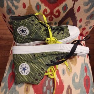 *NWOT* Converse Chucks